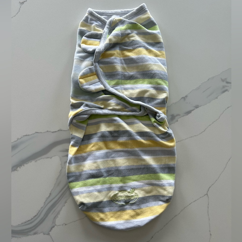 3/$9 Summer newborn swaddle 0-3 months 7lbs to 14lbs gender neutral green yellow